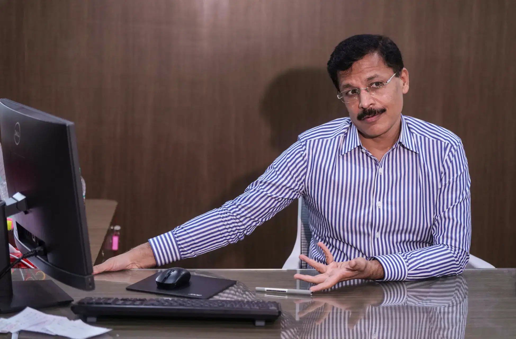 'Nobody will be spared': FDA chief Tukaram Munde defends notices to SRK, Ajay Devgn, Tiger Shroff over Vimal ad