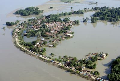 Bihar Floods: Gandak River Breaches Embankments in Champaran, Thousands Affected